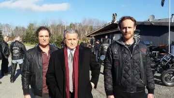 Backdrop for the TV series "Bad Blood" #1537059