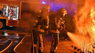 Backdrop for the TV series "Feuer & Flamme" #1482543