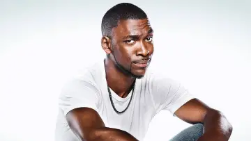 Backdrop for the TV series "White Famous" #1599315