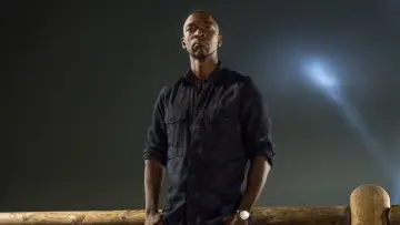 Backdrop for the TV series "White Famous" #1599329