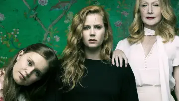 Backdrop for the TV series "Sharp Objects" #1401456