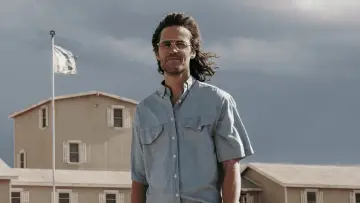 Backdrop for the TV series "Waco" #1463620