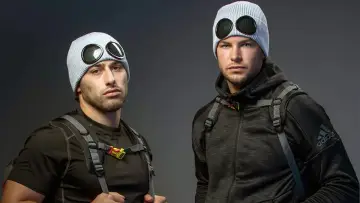 Backdrop for the TV series "Celebrity Hunted" #1317052