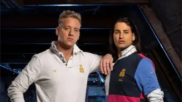Backdrop for the TV series "Celebrity Hunted" #1317053