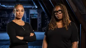 Backdrop for the TV series "Celebrity Hunted" #1317055