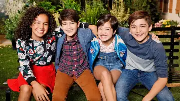 Backdrop for the TV series "Andi Mack" #1458258