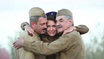 Backdrop for the TV series "Under Military Law" #1562896