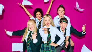 Backdrop for the TV series "Derry Girls" #1428028