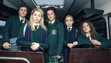 Backdrop for the TV series "Derry Girls" #1428030