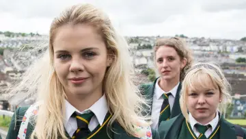 Backdrop for the TV series "Derry Girls" #1428033