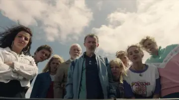 Backdrop for the TV series "Derry Girls" #1428059