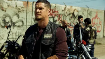 Backdrop for the TV series "Mayans M.C." #1338516