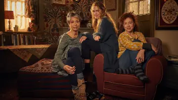 Backdrop for the TV series "A Discovery of Witches" #1371414