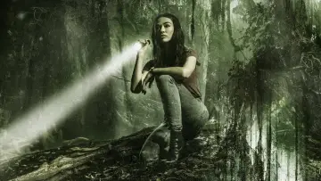 Backdrop for the TV series "Swamp Thing" #1417977