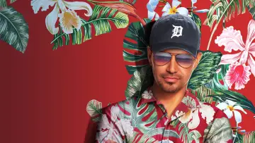 Backdrop for the TV series "Magnum P.I." #1301177