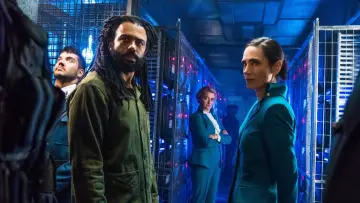 Backdrop for the TV series "Snowpiercer" #1329790