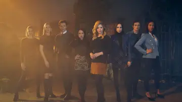 Backdrop for the TV series "Pretty Little Liars: The Perfectionists" #1460645