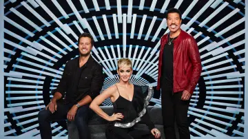 Backdrop for the TV series "American Idol" #1359881