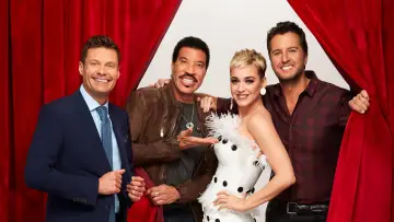 Backdrop for the TV series "American Idol" #1359897