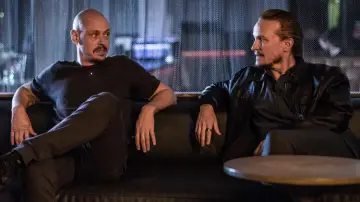 Backdrop for the TV series "Mr Inbetween" #1387434