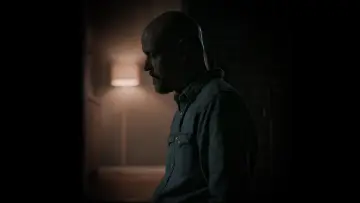 Backdrop for the TV series "Mr Inbetween" #1387466