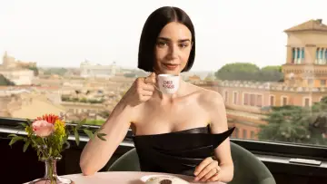 Backdrop for the TV series "Emily in Paris" #1332660