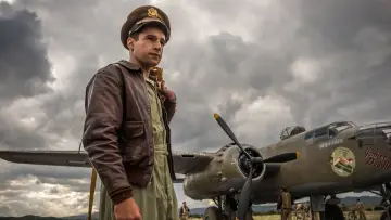 Backdrop for the TV series "Catch-22" #1464617