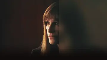 Backdrop for the TV series "Homecoming" #1468281