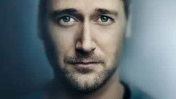 Backdrop for the TV series "New Amsterdam" #1312246