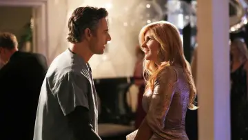 Backdrop for the TV series "Dirty John" #1436621