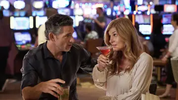 Backdrop for the TV series "Dirty John" #1436626