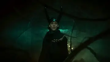 Backdrop for the TV series "Loki" #1273792