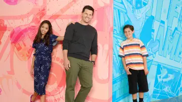 Backdrop for the TV series "Sydney to the Max" #1541241