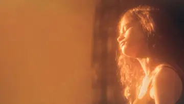 Backdrop for the TV series "Euphoria" #1255044