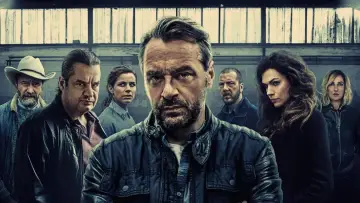 Backdrop for the TV series "Undercover" #1408958
