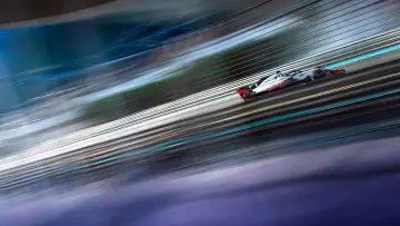 Backdrop for the TV series "Formula 1: Drive to Survive" #1367131