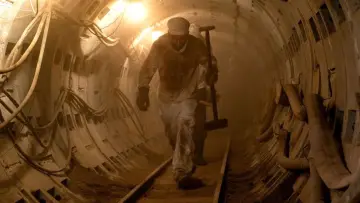 Backdrop к сериалу "Chernobyl" #1299946