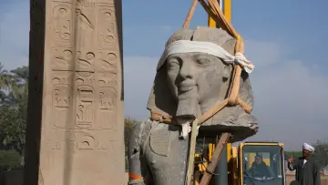 Backdrop for the TV series "Lost Treasures of Egypt" #1497564