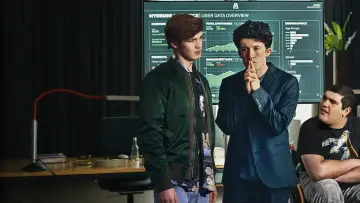 Backdrop for the TV series "How to Sell Drugs Online (Fast)" #1459377