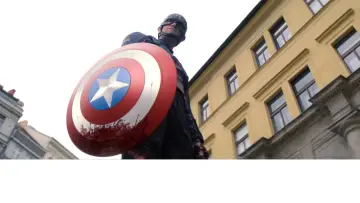 Backdrop for the TV series "The Falcon and the Winter Soldier" #1345358