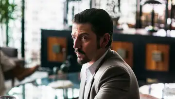 Backdrop for the TV series "Narcos: Mexico" #1342725