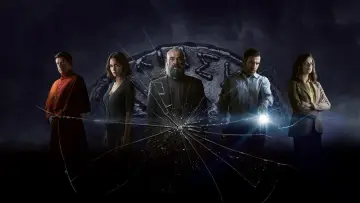 Backdrop for the TV series "30 Coins" #1423809