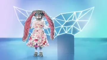 Backdrop for the TV series "The Masked Singer" #1654708
