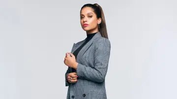 Backdrop к сериалу "A Little Late with Lilly Singh" #1347625
