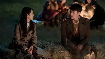 Backdrop к сериалу "Crash Landing on You" #1369247