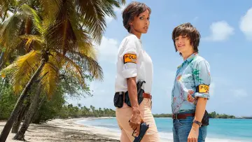 Backdrop for the TV series "Deadly Tropics" #1427441