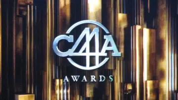 Backdrop for the TV series "CMA Awards" #1437329