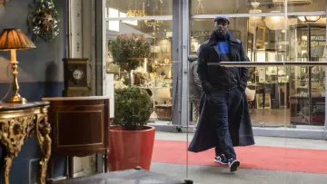 Backdrop for the TV series "Lupin" #1310965