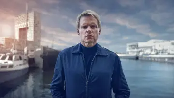 Backdrop for the TV series "Van der Valk" #1266631