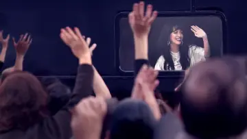 Backdrop for the TV series "Selena: The Series" #1463294